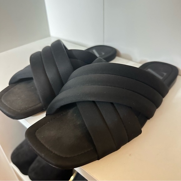 Zara Women's Stylish Black Sandal - Picture 2 of 6